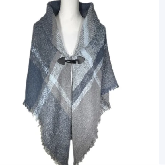 150: NWT OSFM Elegant Pink and Grey Plaid Cape - Picture 2 of 9